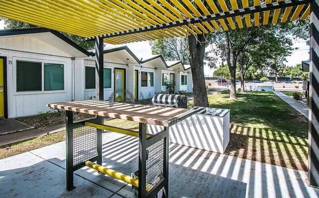 2309 S College Ave Unit 3