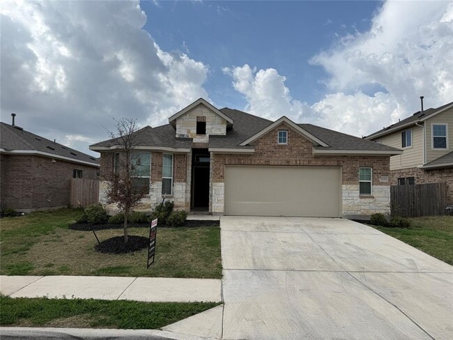 Building Photo - 18300 Emu Ln