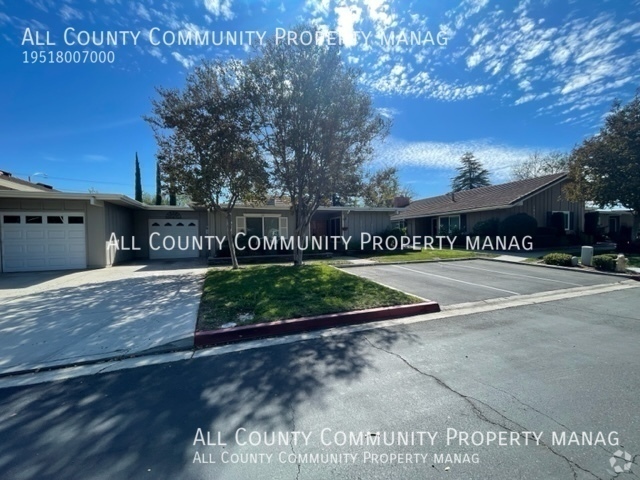 Building Photo - 28543 Via Las Flores Rental