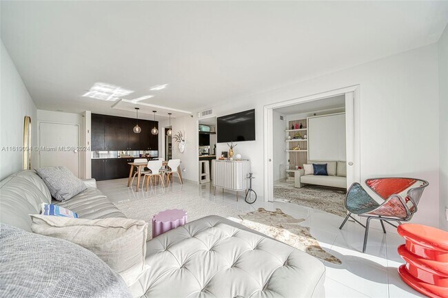 Photo - 1775 Washington Ave Unidad 6C