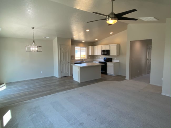 Photo - 11591 Stockbridge Way