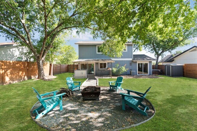 Photo - 309 Craigmont Dr