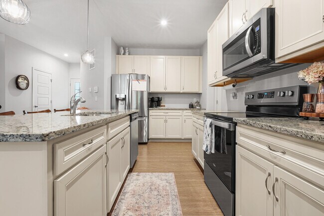 Photo - 624 Morven Park Dr