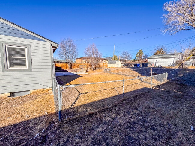 Photo - 702 Melton St