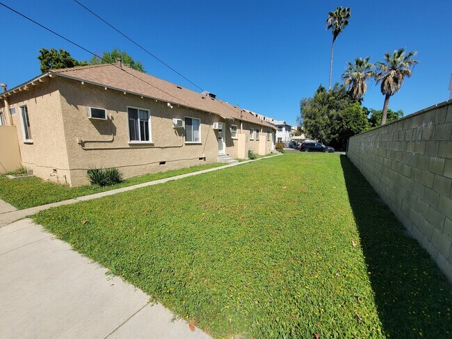 13626 Leadwell St Unit 626 1-2