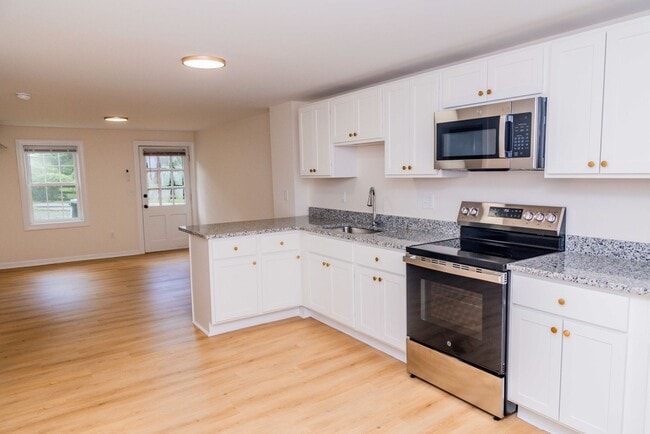 Building Photo - 103 Cresap Rd Unit Apt #C
