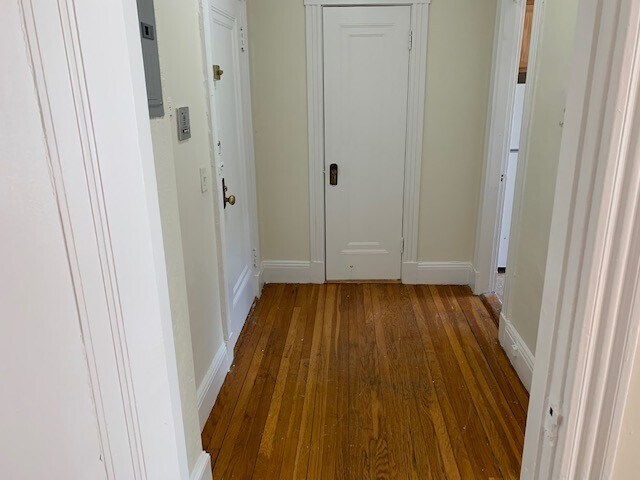 Photo - 1195 Boylston St