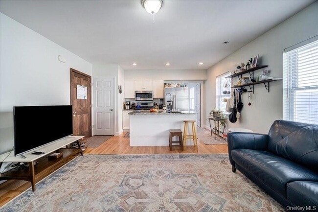 82 Broadway Unit 2