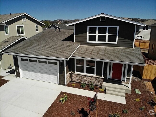 Building Photo - Two-level home located in Coffey Park!