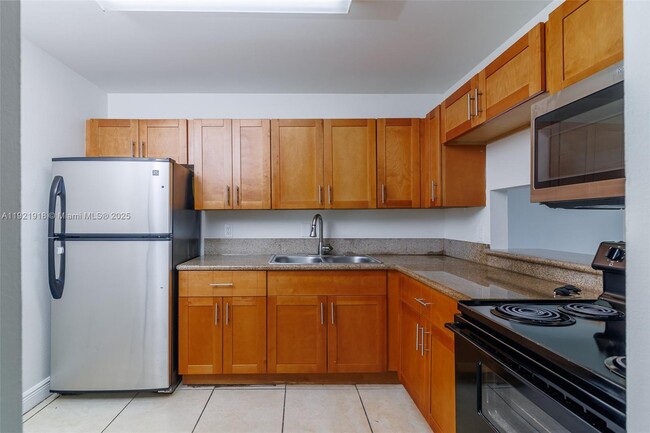 Photo - 4804 NW 79th Ave Unit 308