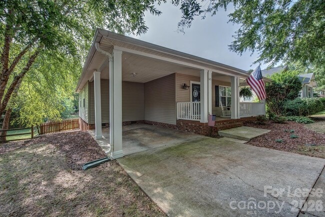Photo - 121 Pratt St