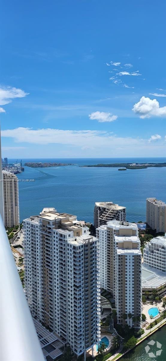 Building Photo - 475 Brickell Ave Unit 4911 Rental