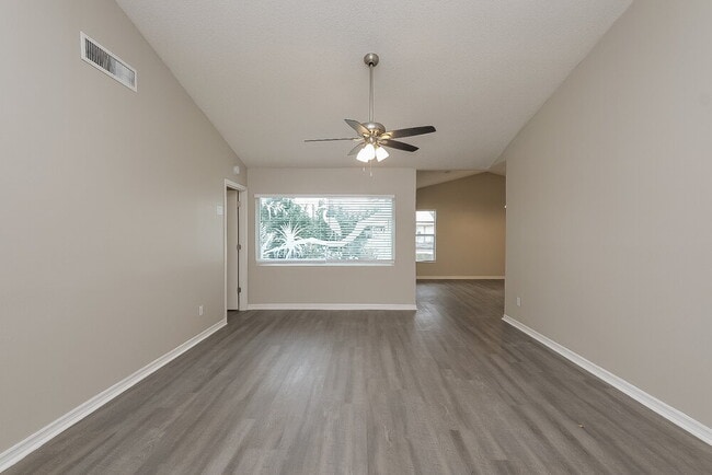 Photo - 4360 Grandwood Ln