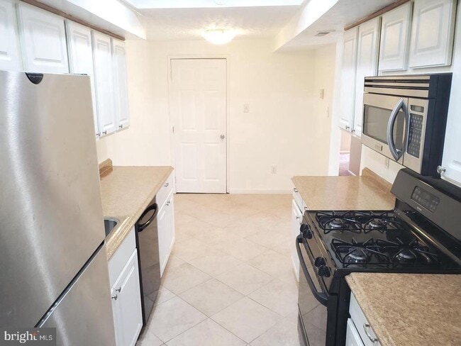 Photo - 10218 Prince Pl Unit 10-T6