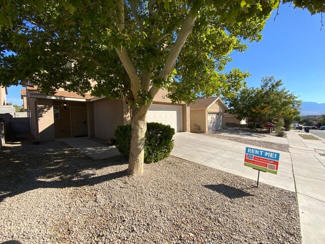 Photo - 3 Bedroom Home Available Near Unser Blvd N...