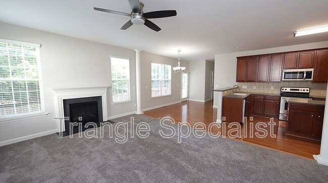 Photo - 614 Redford Pl Dr