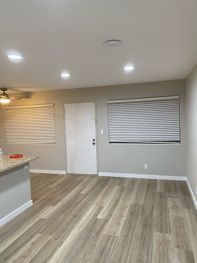 Photo - 1 Bed 1 Bath Remodeled Condo for Rent in Lawndale with ALL Utilities included