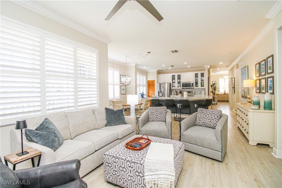 Photo - 4853 Hampshire Ct Unit 107