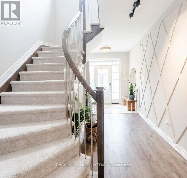 Photo - 19 Allan Moore Pl