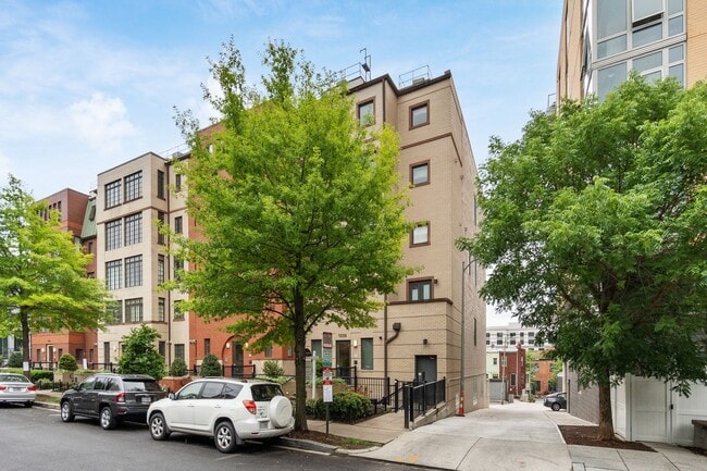 Photo - 1336 Belmont St NW Unit 201