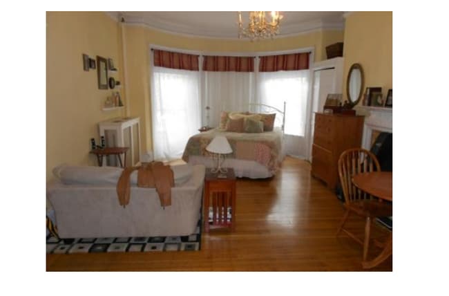 Photo - 869 Beacon St