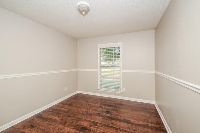 Photo - 7964 Tankerston Dr