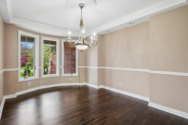 Photo - 1819 Brookview Dr