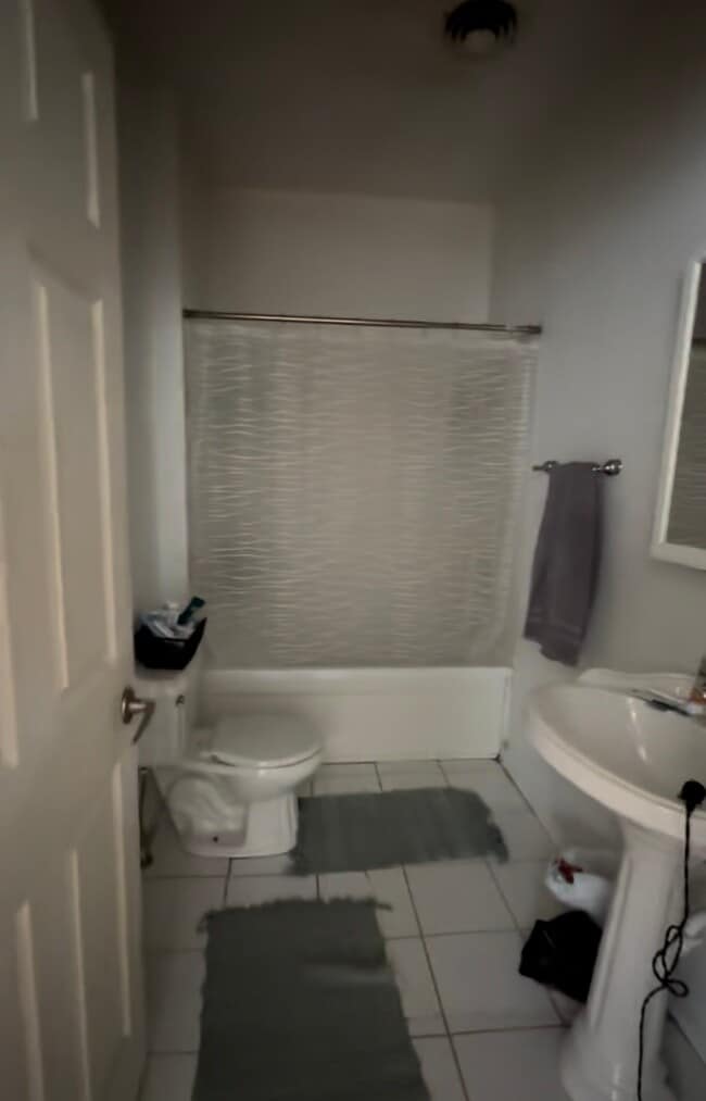Photo - 507 W Green St Unit C
