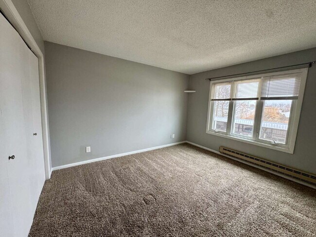 Photo - 445 Elm Pl Unit L-24