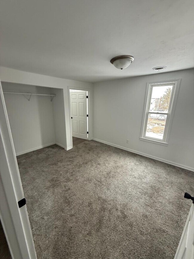 Photo - 720 Carney Blvd