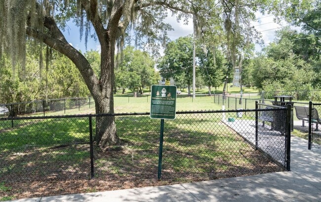 4280 Summer Landing Dr Unit 106