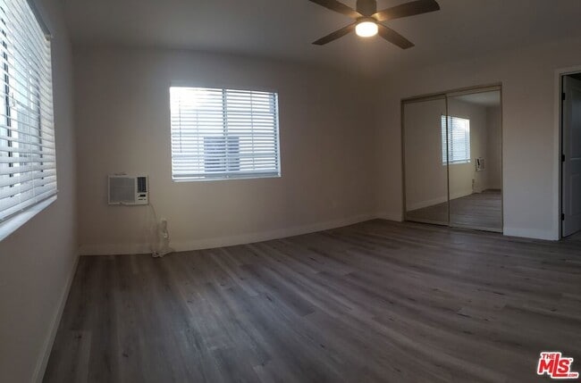 Photo - 3515 Lifur Ave House