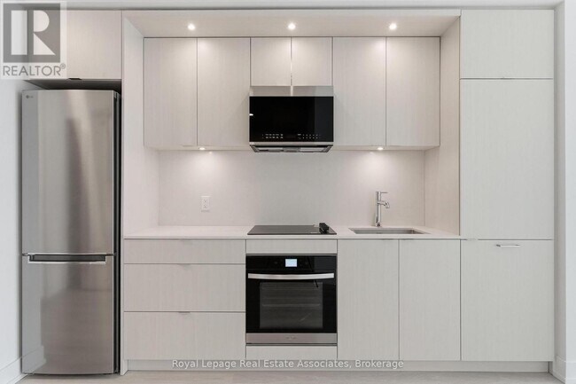 Photo - 25 Cordova Ave Unit 416