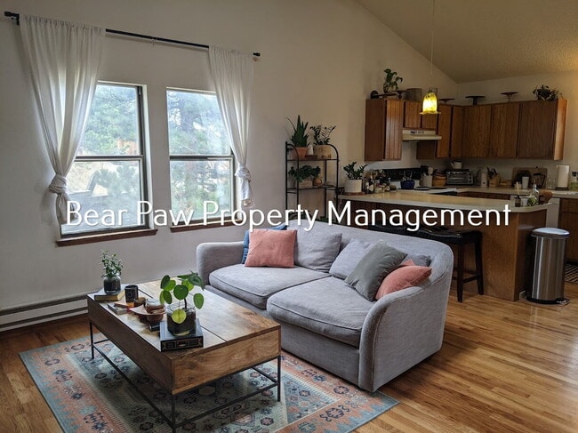 Photo - Great Location and Great Neighbors!!