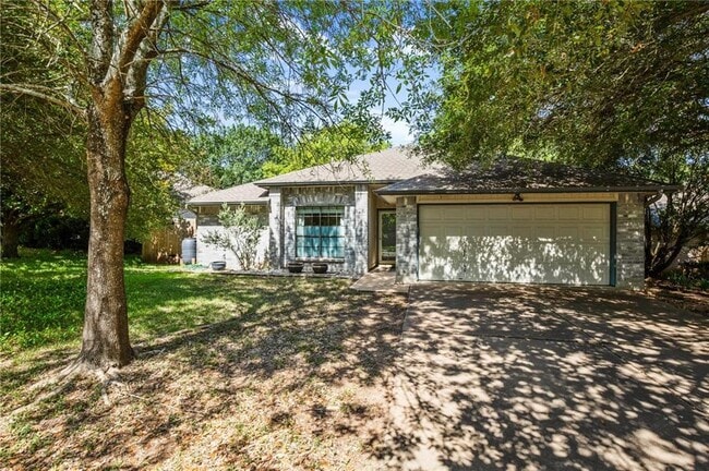 Building Photo - 8004 Cahill Dr Rental