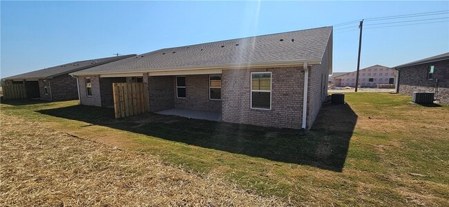 Building Photo - 612 NW 69th Ave