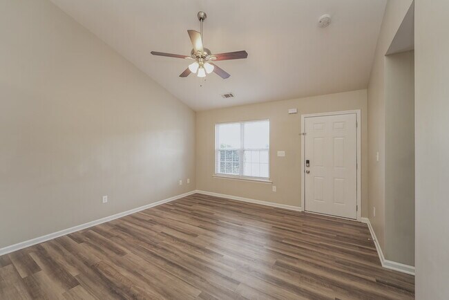 Photo - 4621 Bomar Dr