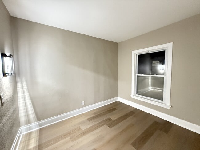 Photo - 407 Forest Ave