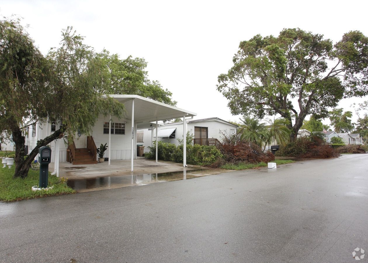 Photo - Cheron Village