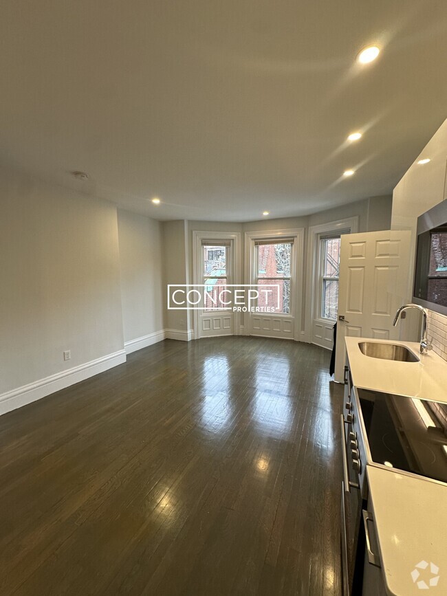 Building Photo - 225 Newbury St Unit 3GC Rental