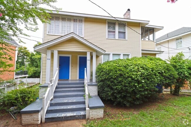 Building Photo - Live Near It All – 3 Bedroom Gem in Columb... Rental