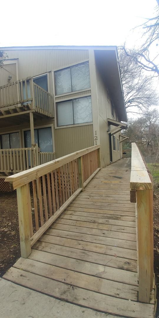 Photo - 1218 Holik Dr Unit B