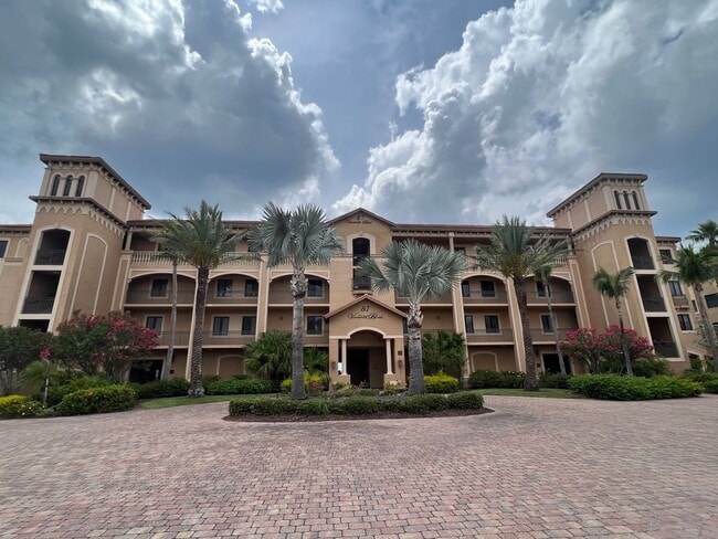 Building Photo - 87 Vivante Blvd Unit 306