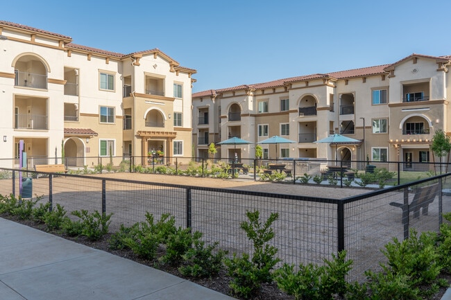 Villa Annette Apartment Homes