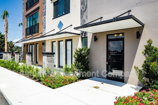 Photo - 100 N Dewey St Unit 303