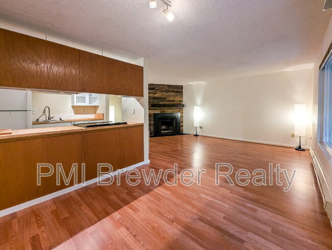 Photo - 19851 25th Ave NE Unit 120