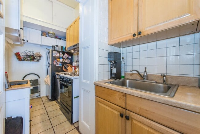 Photo - 208 5th St Unit 2