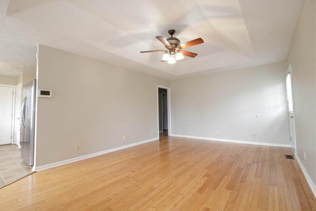 Photo - 700 Princeton Cir