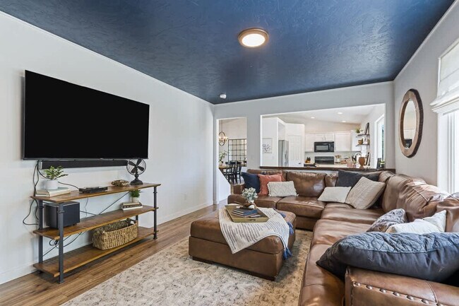 Photo - 19701 Cumberland Way Unit ID1460909P