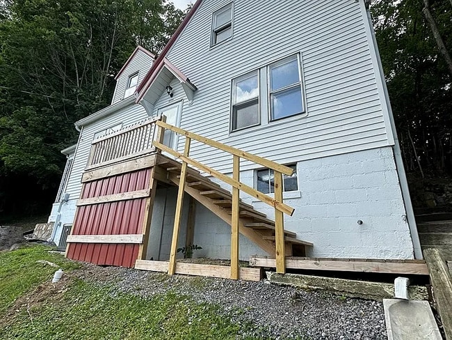 Photo - 600 Nicholas St